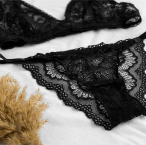 Conjunto de lencería “Encanto”